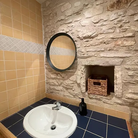 Vakantiehuis Charmante Quercynoise Montgesty